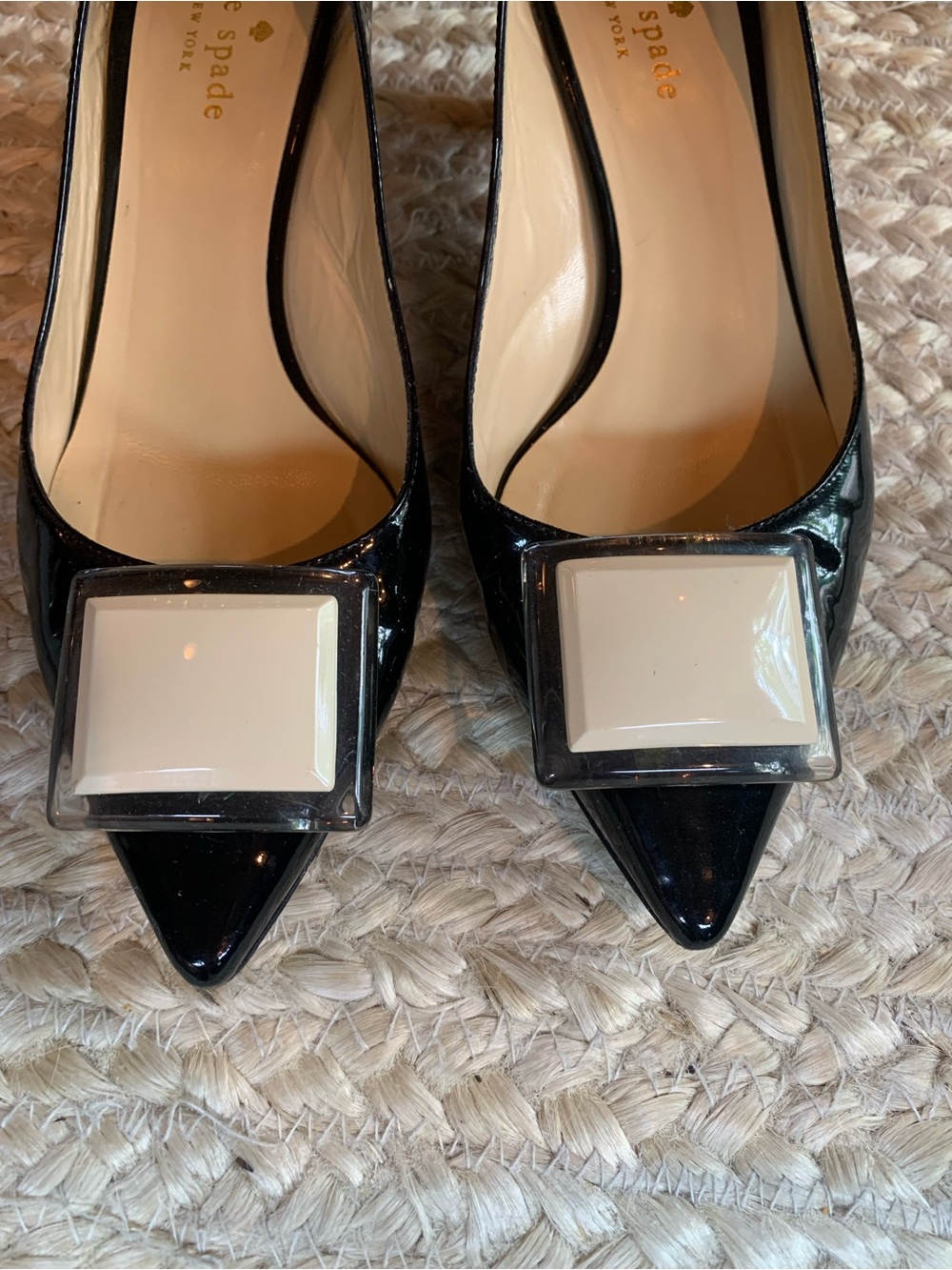 Kate Spade Black Patent Pointed Toe Low Heels with Cream Lucite-Like Accent - Picture 7 of 8